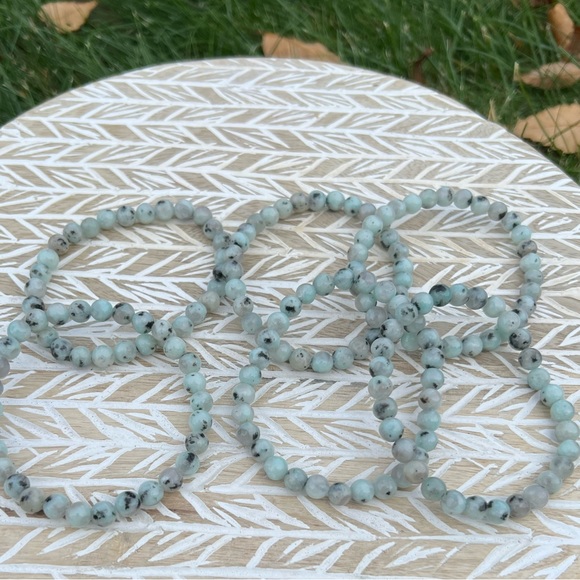 Kiwi Jasper Crystal Bracelets - Picture 3 of 4